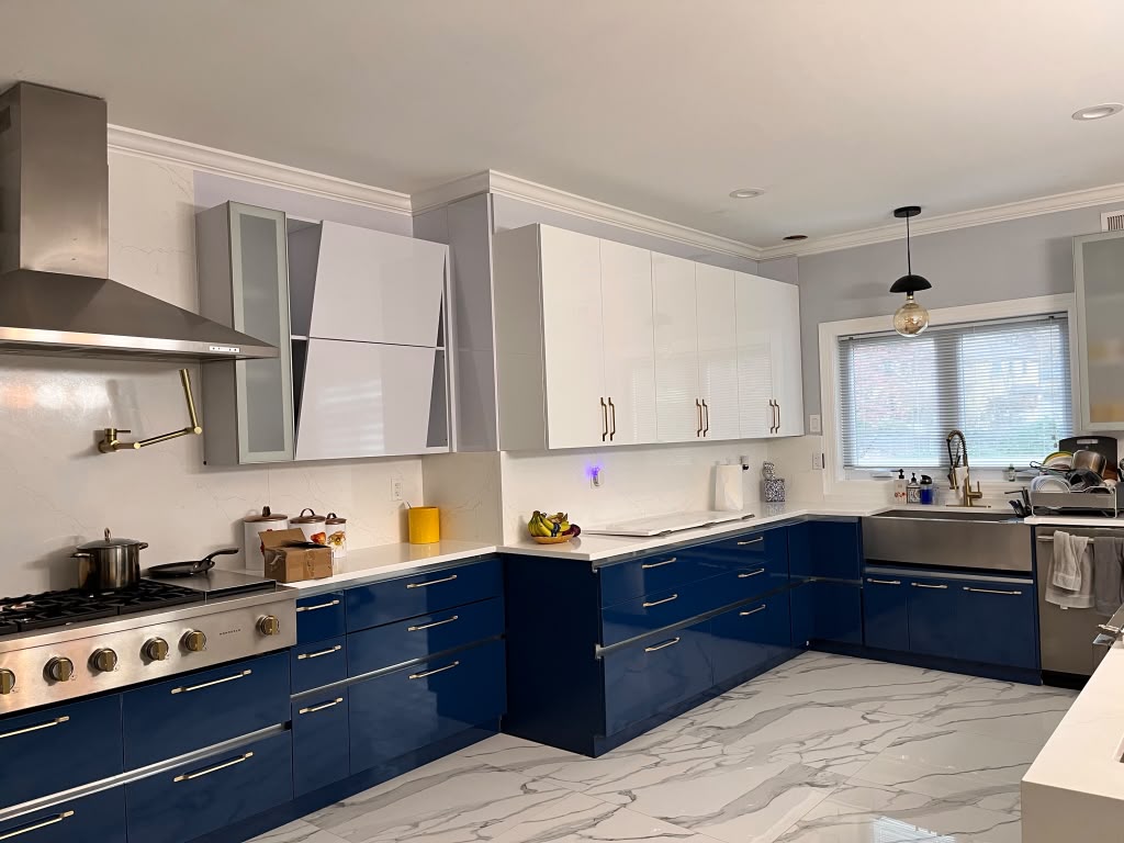 High-Gloss Navy Kitchen